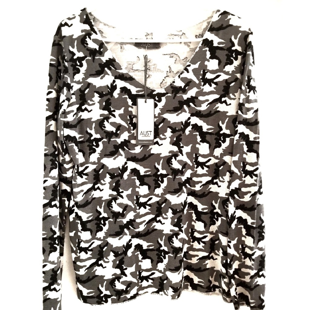 Made In Italy! Shimmer Camoflauge Tee